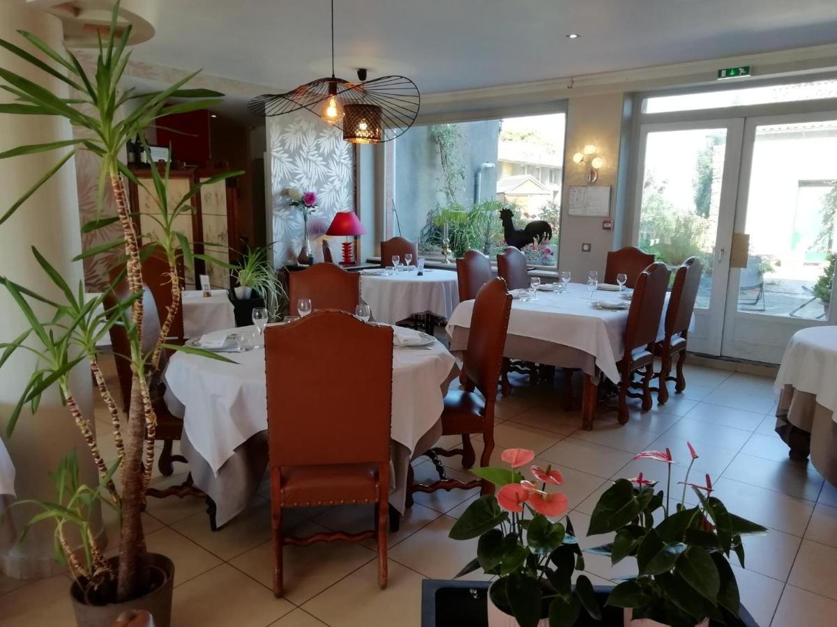 Hotel De Bretagne Dol Centre Ville - Hotel Et Restaurant Dol-de-Bretagne Zewnętrze zdjęcie