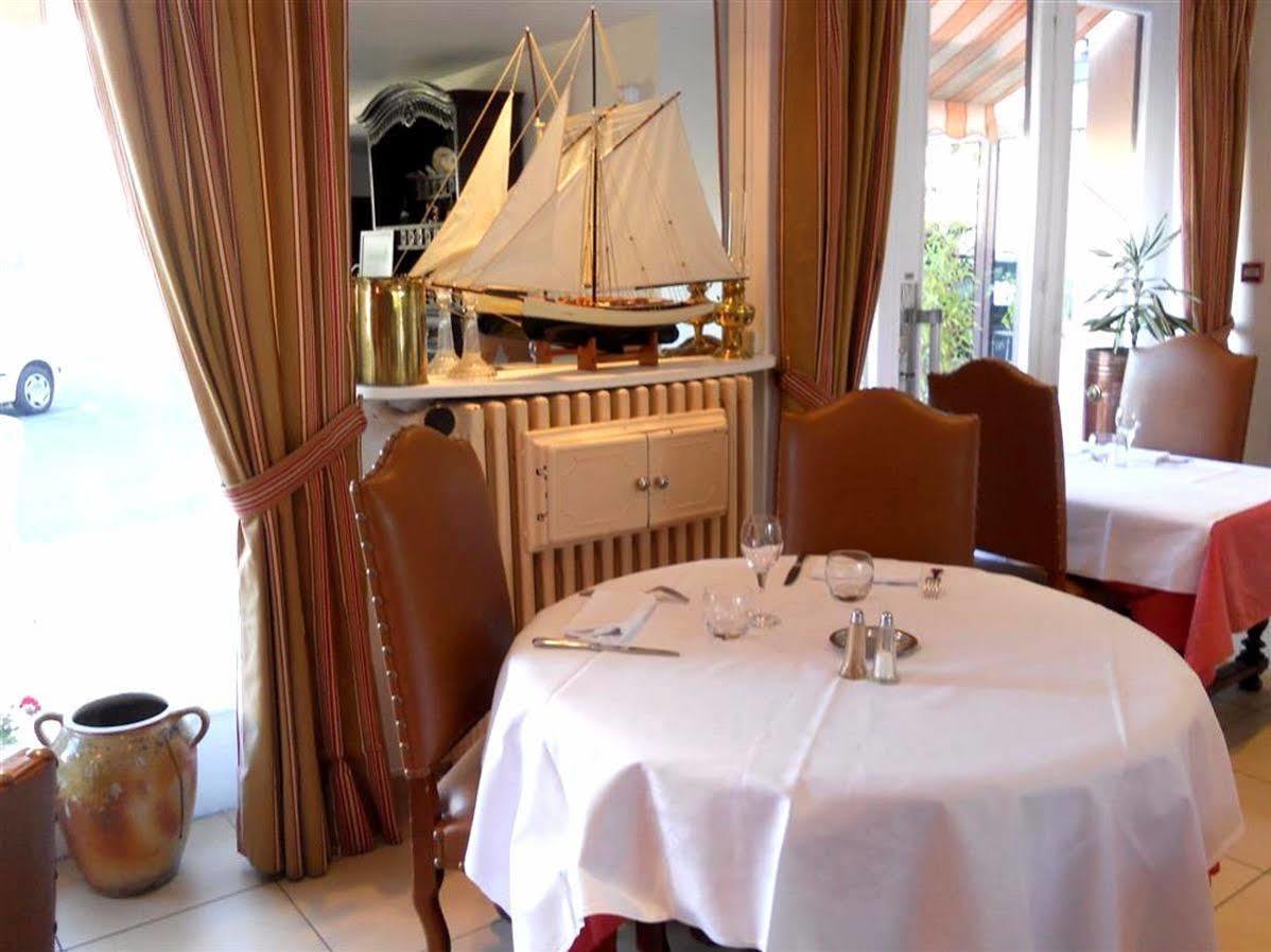 Hotel De Bretagne Dol Centre Ville - Hotel Et Restaurant Dol-de-Bretagne Zewnętrze zdjęcie