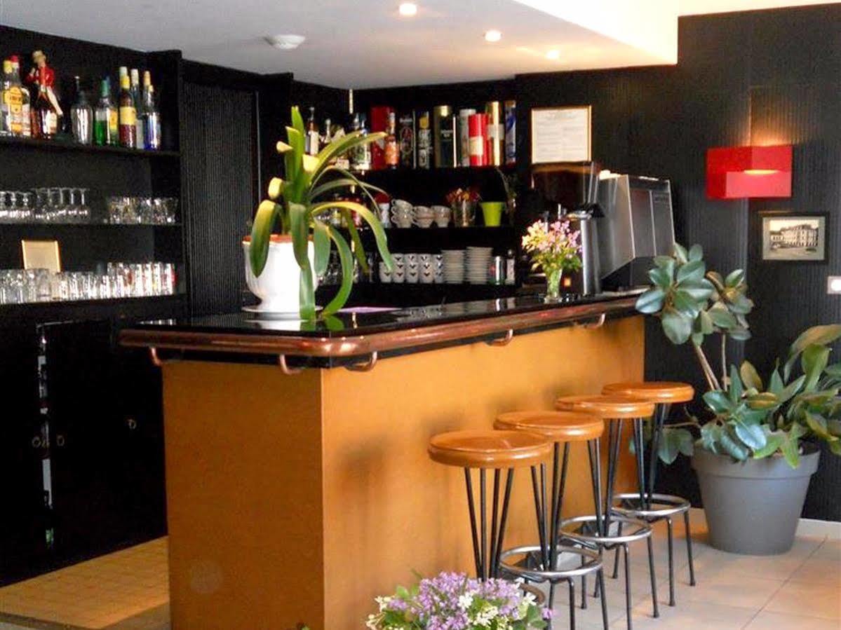 Hotel De Bretagne Dol Centre Ville - Hotel Et Restaurant Dol-de-Bretagne Zewnętrze zdjęcie
